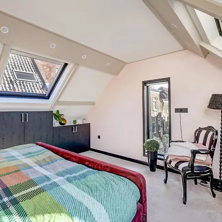 Huize Wees Nobel In Het Centrum Oud Beijerland Dicht Bij Rotterdam 4* Oud-Beijerland