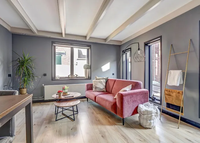 Bed and breakfast Huize Wees Nobel In Het Centrum Oud Beijerland Dicht Bij Rotterdam Oud-Beijerland