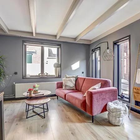 B&B Huize Wees Nobel In Het Centrum Oud Beijerland Dicht Bij Rotterdam Oud-Beijerland